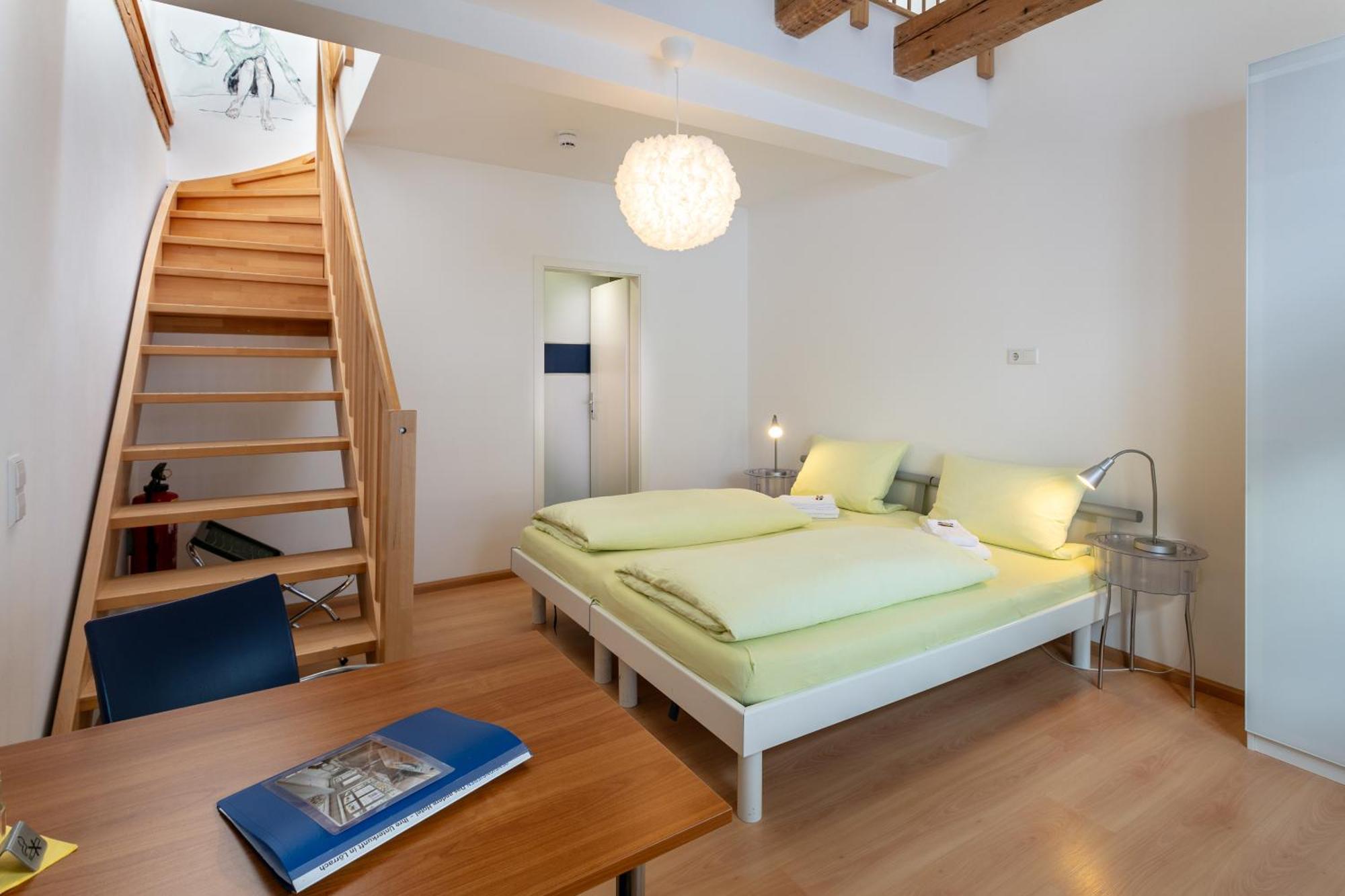 Pensionsieben Das Andere Hotel เลอร์ราค ภายนอก รูปภาพ