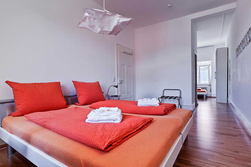 Pensionsieben Das Andere Hotel เลอร์ราค ห้อง รูปภาพ